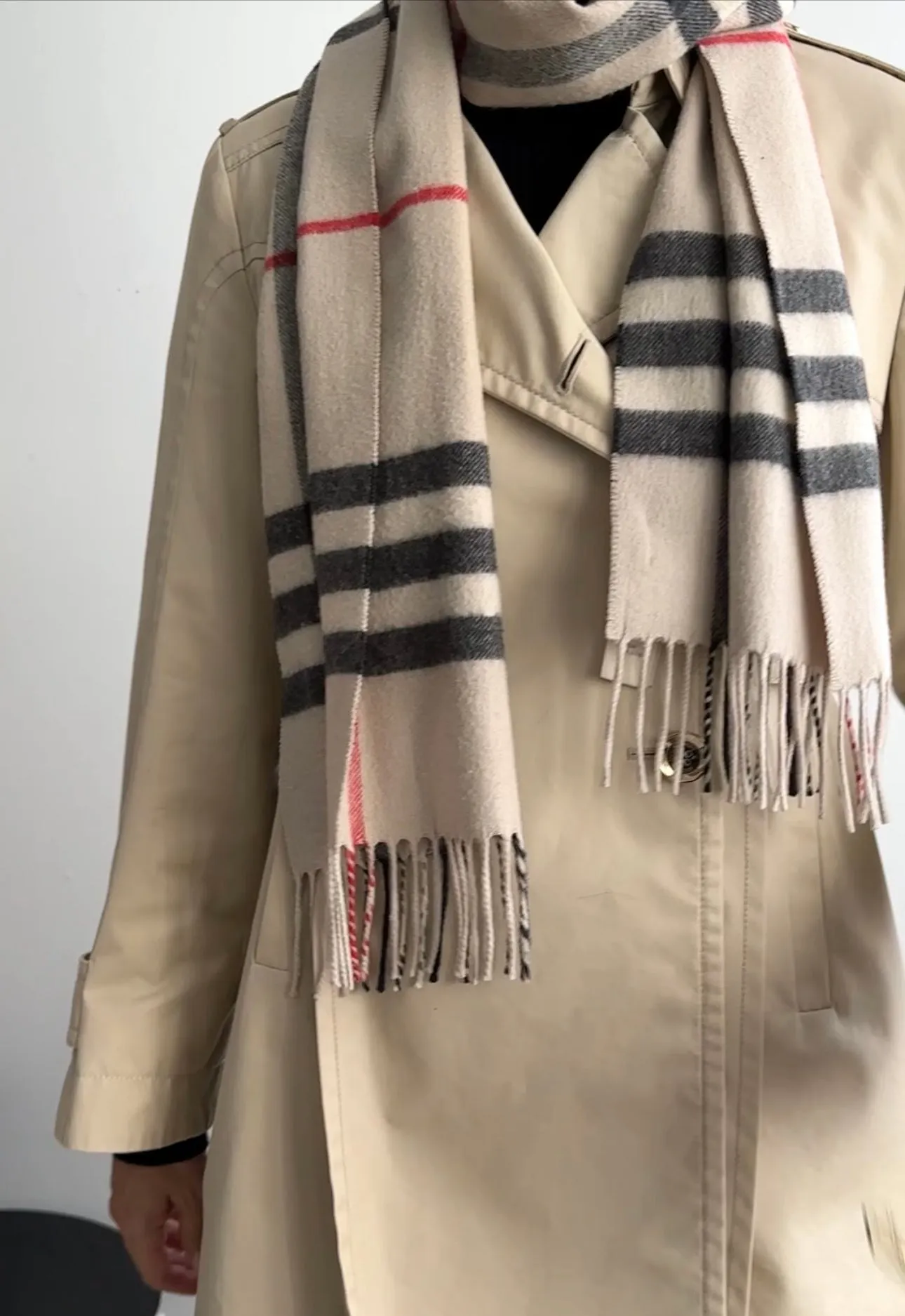 Burberry Stone White Cashmere Check Scarf