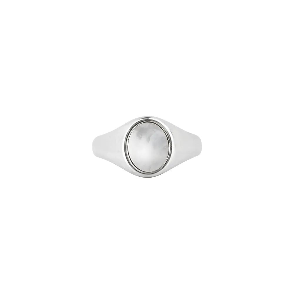 Pearl Signet Ring - Gold