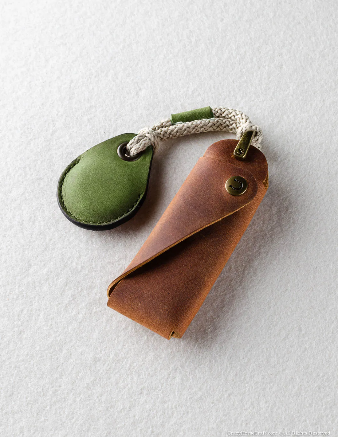 Veg-Tanned Leather AirTag Holder / Case / Key Tag | Alpine Green